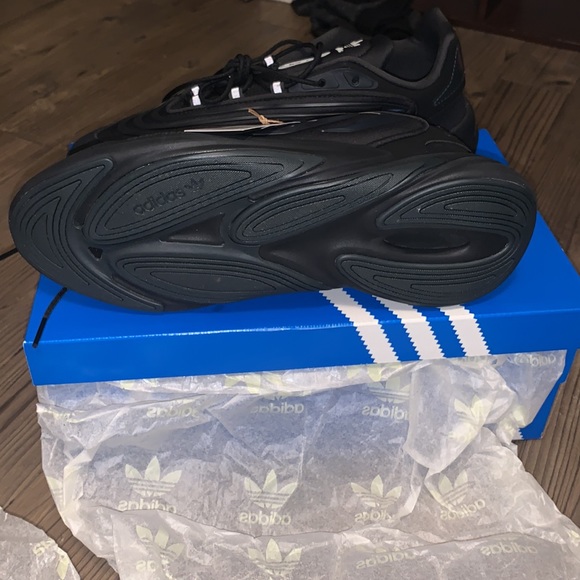 Adidas ozelia size 12 men’s - Picture 9 of 10